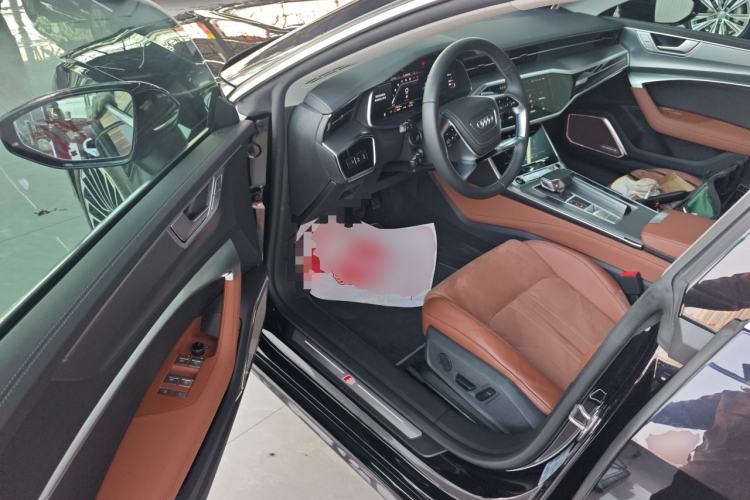 Used Audi A7L 2024 45 TFSI Luxury Edition Driver Seat