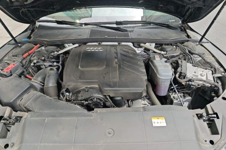 Used Audi A7L 2024 45 TFSI Luxury Edition Engine Bay