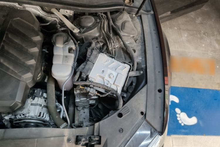 Used Audi A7L 2024 45TFSI S-line Dream-Building Edition Flow Crystal Package Engine Bay Left