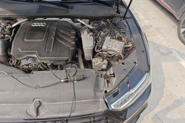 Used Audi A7L 2024 45 TFSI quattro S-line Black Warrior Edition Engine Bay Left