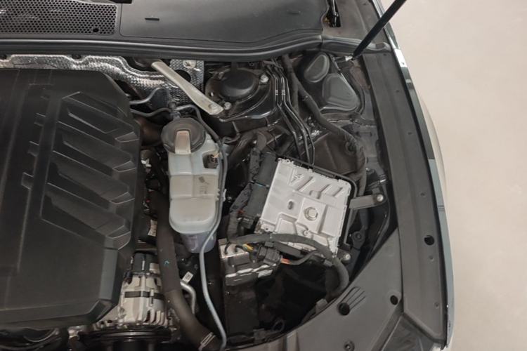 Used Audi A7L 2024 45 TFSI quattro Luxury Edition Engine Bay Left