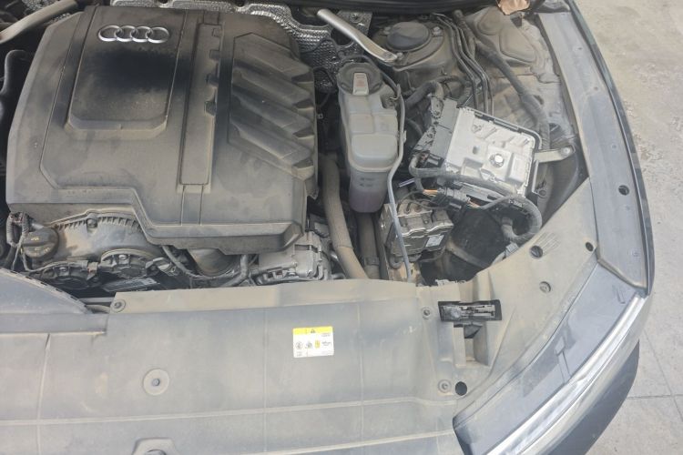 Used Audi A7L 2024 45TFSI quattro S-line Visionary Edition Flow Crystal Package Engine Bay Left