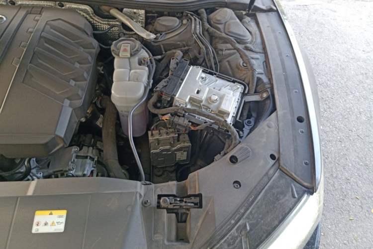 Used Audi A7L 2024 45 TFSI quattro Black Warrior Edition Engine Bay Left