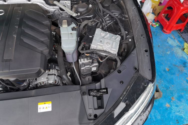 Used Audi A7L 2024 45 TFSI Luxury Edition Engine Bay Left