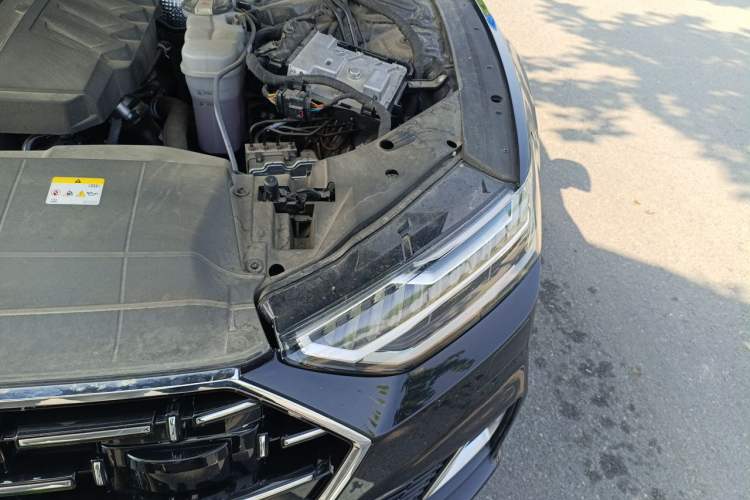 Used Audi A7L 2024 45 TFSI Luxury Edition Engine Bay Left