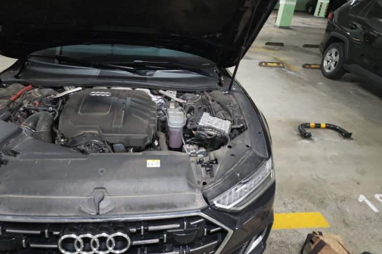 Used Audi A7L 2024 45 TFSI Luxury Edition Engine Bay Left