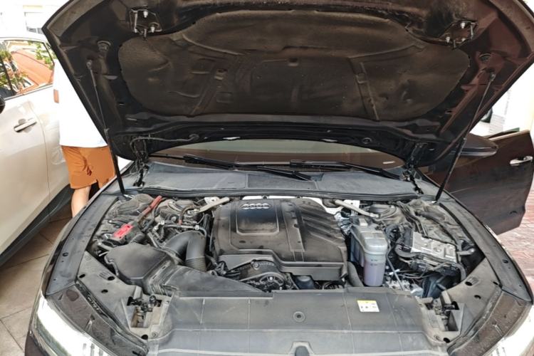Used Audi A7L 2024 45 TFSI quattro Luxury Edition Engine Bay