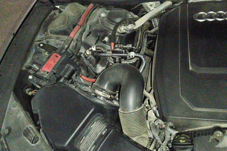 Used Audi A7L 2024 45 TFSI quattro S-line Black Warrior Edition Engine Bay Right