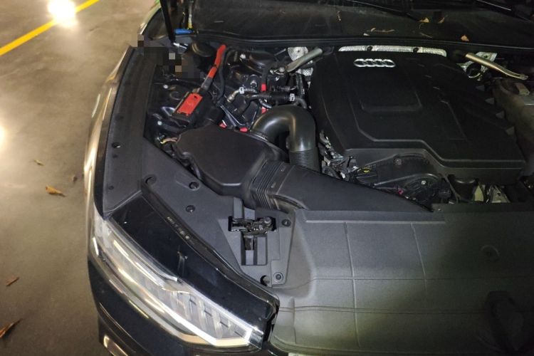 Used Audi A7L 2024 45 TFSI quattro Luxury Edition Engine Bay Right