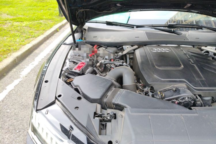 Used Audi A7L 2024 45 TFSI quattro Luxury Edition Engine Bay Right