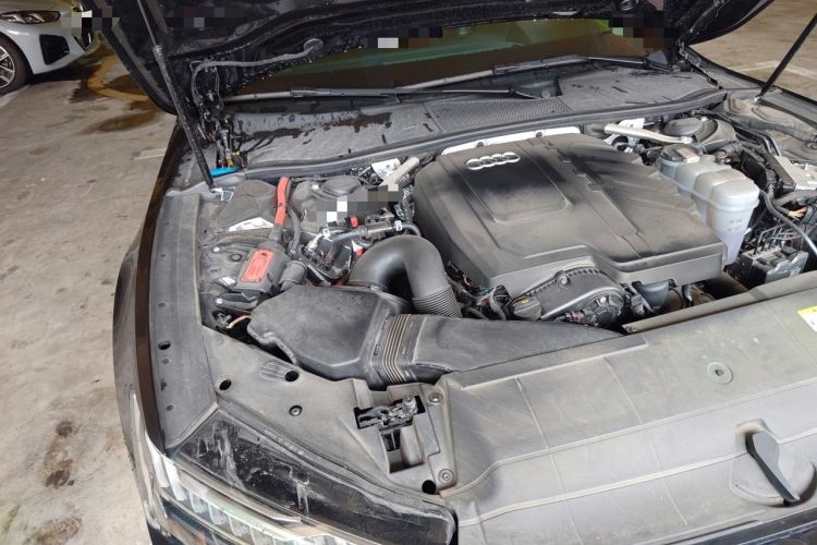Used Audi A7L 2024 45 TFSI quattro Black Warrior Edition Engine Bay Right
