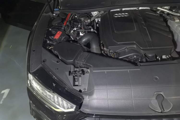 Used Audi A7L 2024 45 TFSI quattro S-line Black Warrior Edition Engine Bay Right