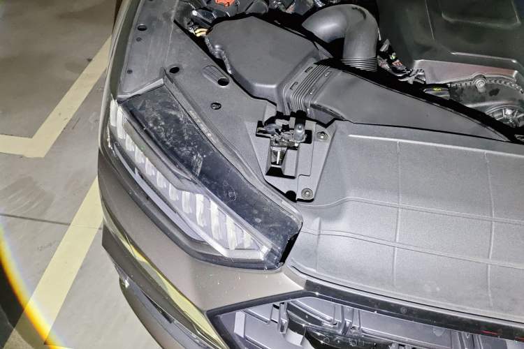 Used Audi A7L 2024 45 TFSI quattro S-line Black Warrior Edition Engine Bay Right