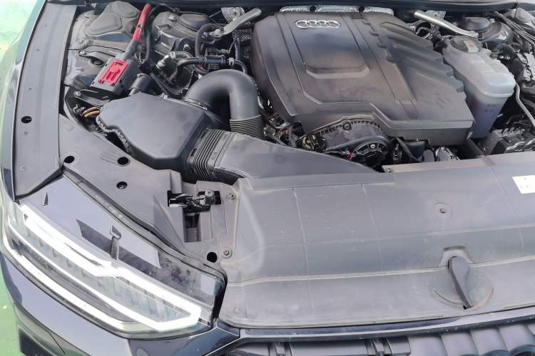 Used Audi A7L 2024 45 TFSI quattro S-line Black Warrior Edition Engine Bay Right