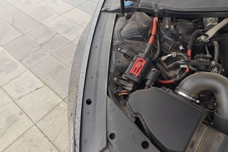 Used Audi A7L 2024 45 TFSI quattro Black Warrior Edition Engine Bay Right