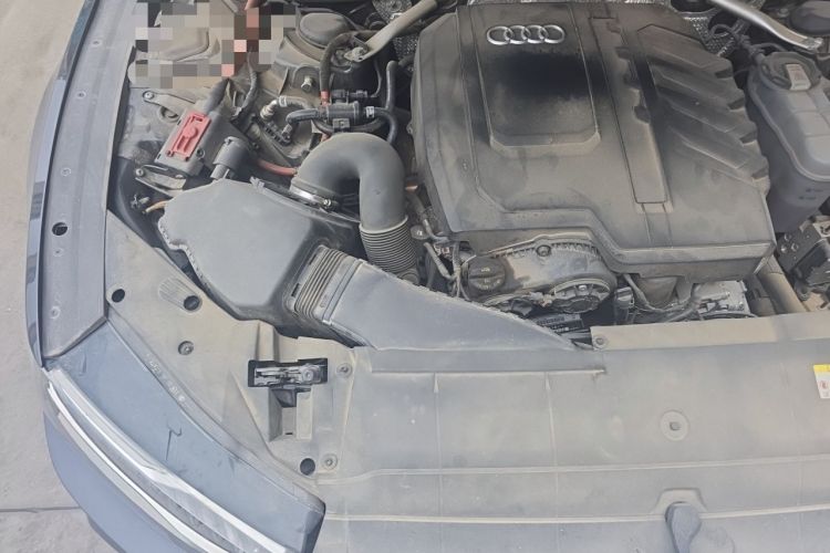 Used Audi A7L 2024 45TFSI quattro S-line Visionary Edition Flow Crystal Package Engine Bay Right