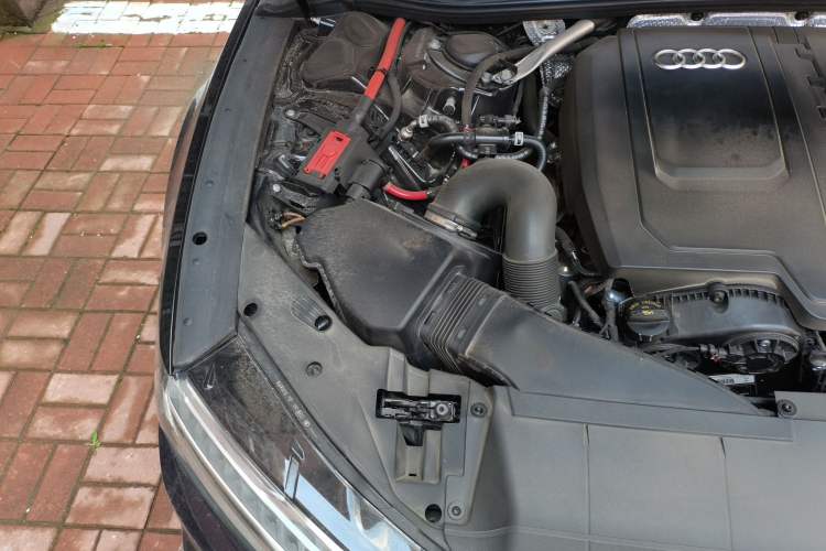 Used Audi A7L 2024 45 TFSI quattro Black Warrior Edition Engine Bay Right
