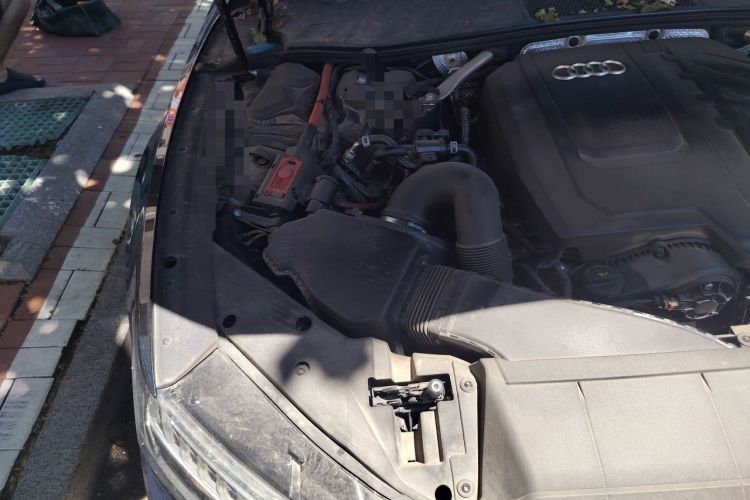 Used Audi A7L 2024 45 TFSI quattro Black Warrior Edition Engine Bay Right
