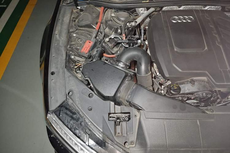 Used Audi A7L 2024 45 TFSI quattro Luxury Edition Engine Bay Right
