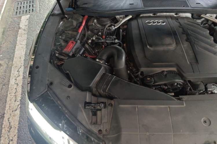 Used Audi A7L 2024 45TFSI S-line Dream-Building Edition Flow Crystal Package Engine Bay Right