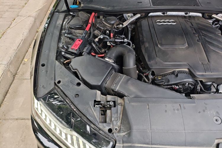Used Audi A7L 2024 45 TFSI quattro Luxury Edition Engine Bay Right