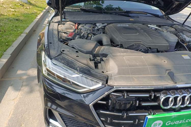 Used Audi A7L 2024 45 TFSI Luxury Edition Engine Bay Right