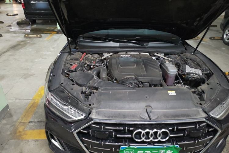 Used Audi A7L 2024 45 TFSI Luxury Edition Engine Bay Right