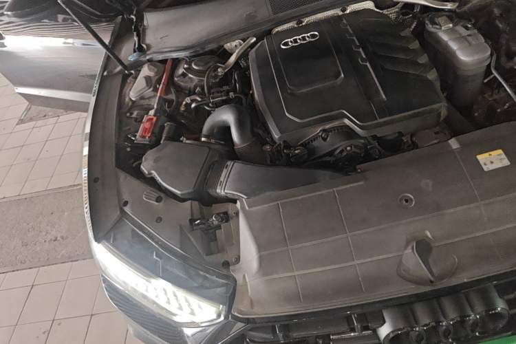 Used Audi A7L 2024 45 TFSI quattro S-line Black Warrior Edition Engine Bay Right