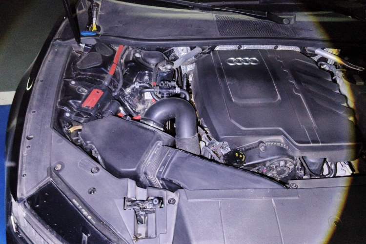 Used Audi A7L 2024 45 TFSI quattro Black Warrior Edition Engine Bay Right