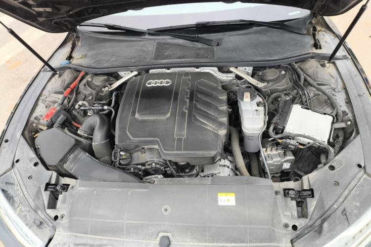 Used Audi A7L 2024 45TFSI quattro S-line Visionary Edition Flow Crystal Package Engine Bay