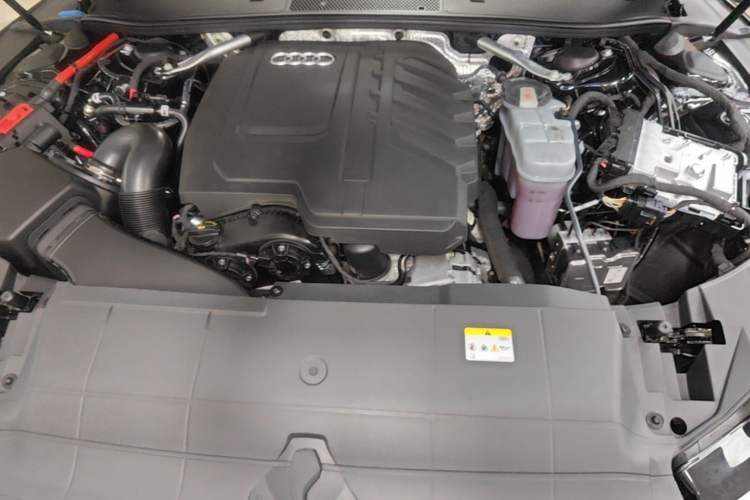 Used Audi A7L 2024 45 TFSI Luxury Edition Engine Bay