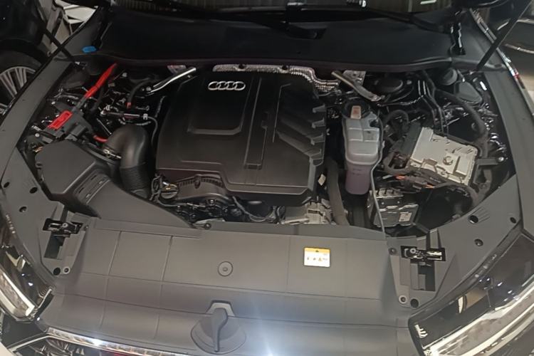 Used Audi A7L 2024 45 TFSI quattro Luxury Edition Engine Bay