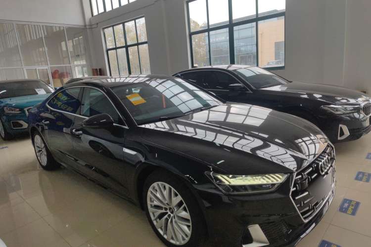 Used Audi A7L 2024 45TFSI S-line Dream-Building Edition Flow Crystal Package Exterior 2