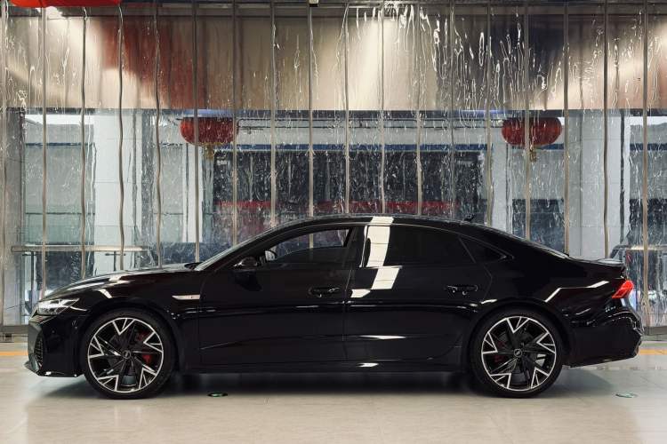 Used Audi A7L 2024 45 TFSI quattro Black Warrior Edition Exterior 2
