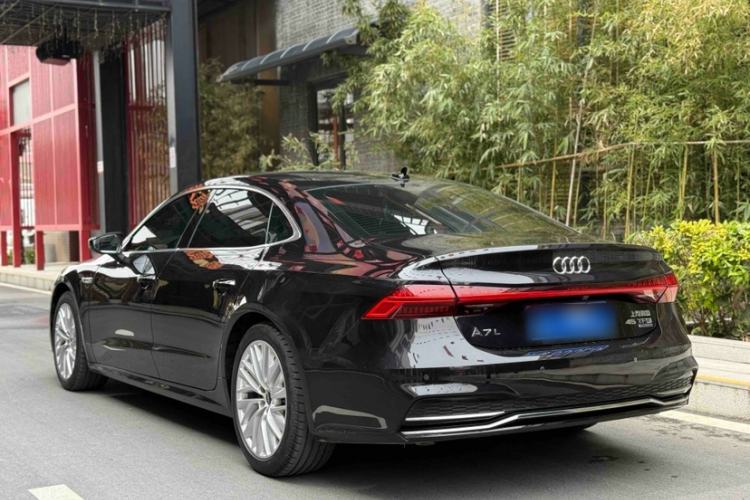 Used Audi A7L 2024 45TFSI S-line Dream-Building Edition Flow Crystal Package Exterior 3