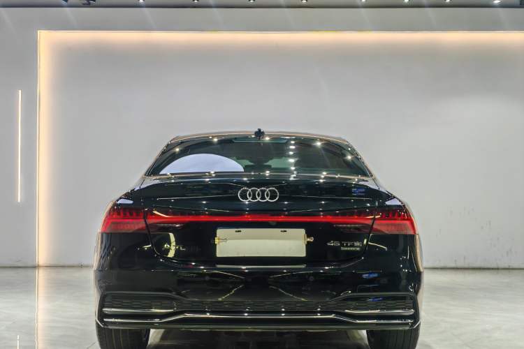 Used Audi A7L 2024 45TFSI quattro S-line Visionary Edition Flow Crystal Package Exterior 4
