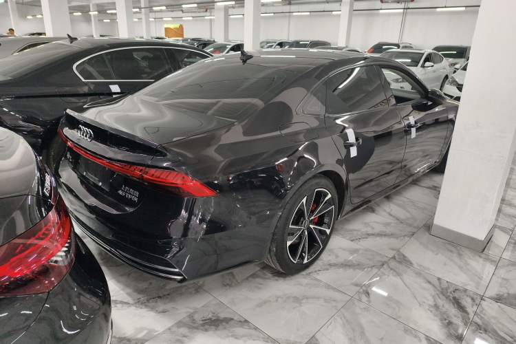 Used Audi A7L 2024 45TFSI S-line Dream-Building Edition Flow Crystal Package Exterior 4