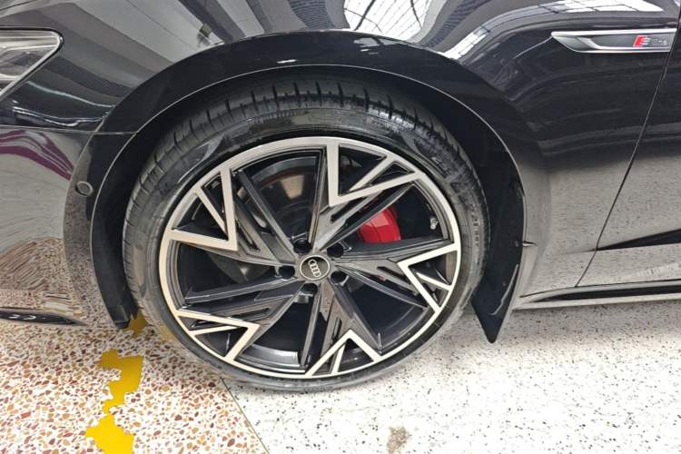 Used Audi A7L 2024 45 TFSI quattro Black Warrior Edition Exterior 4