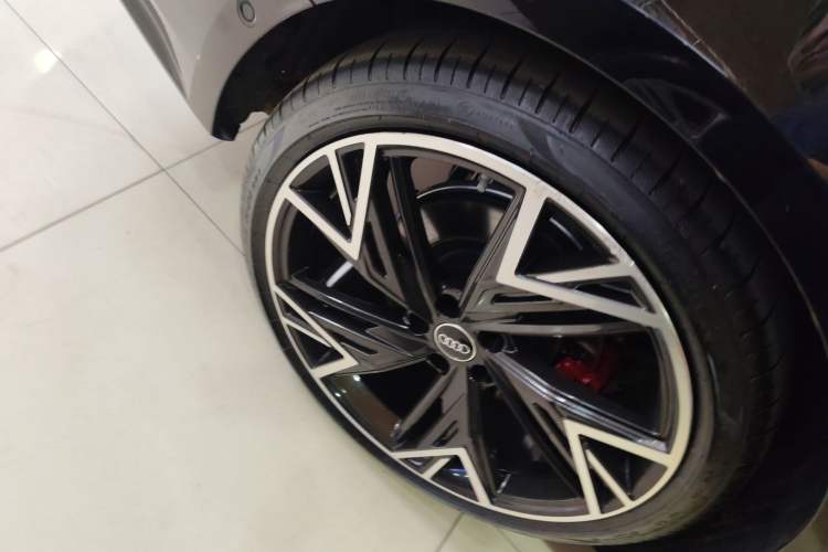 Used Audi A7L 2024 45 TFSI quattro Black Warrior Edition Exterior 5