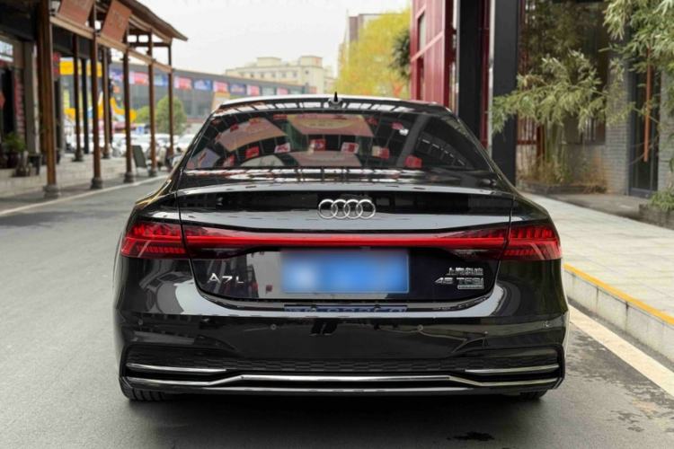 Used Audi A7L 2024 45TFSI S-line Dream-Building Edition Flow Crystal Package Exterior 5