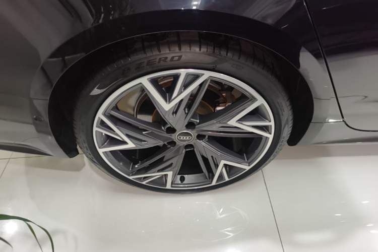 Used Audi A7L 2024 45 TFSI quattro S-line Black Warrior Edition Exterior 5