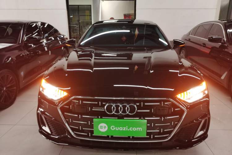 Used Audi A7L 2024 45TFSI S-line Dream-Building Edition Flow Crystal Package Front