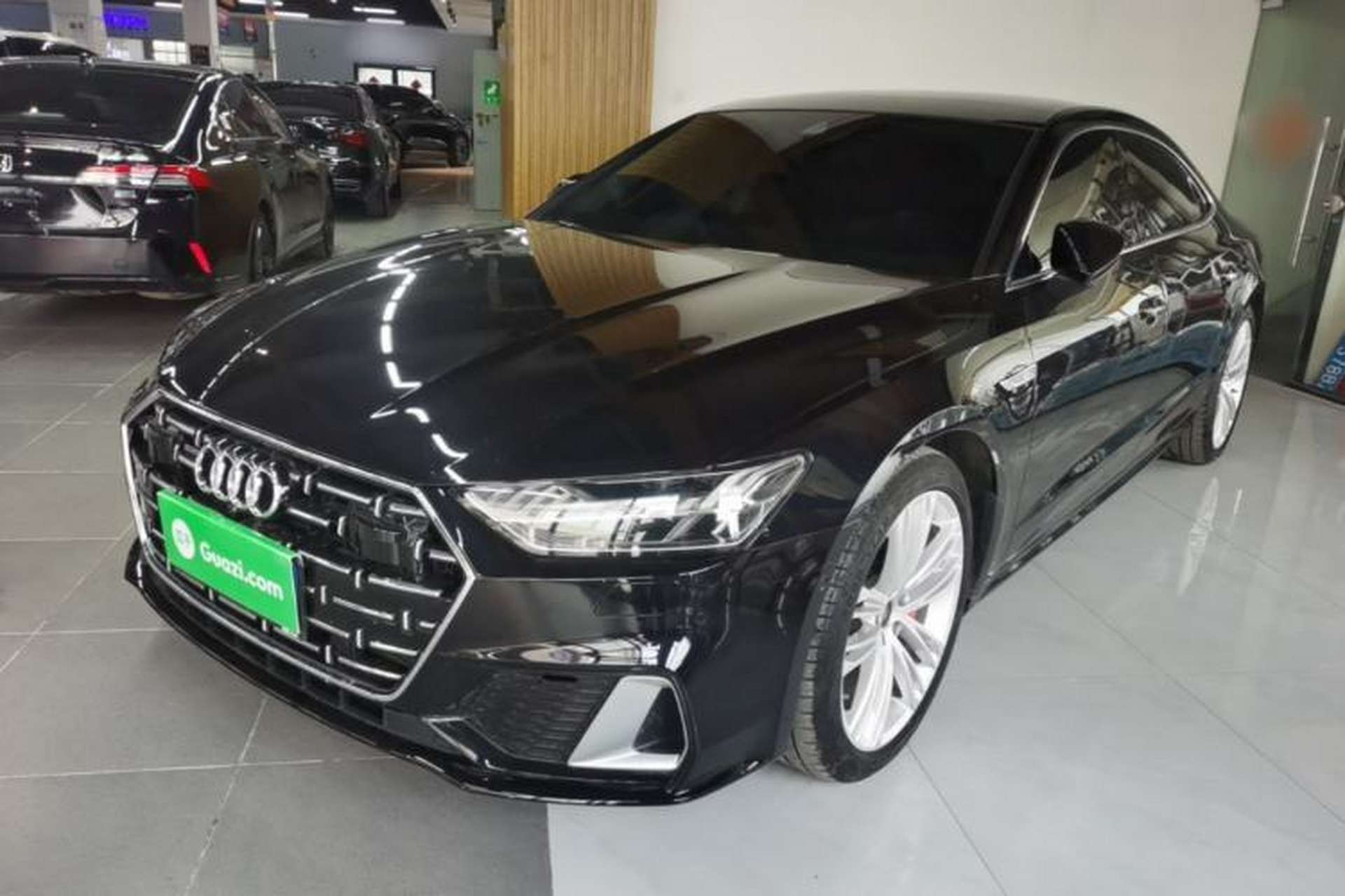 Used Audi A7L 2024 45 TFSI quattro Luxury Edition Front Left 45 Deg