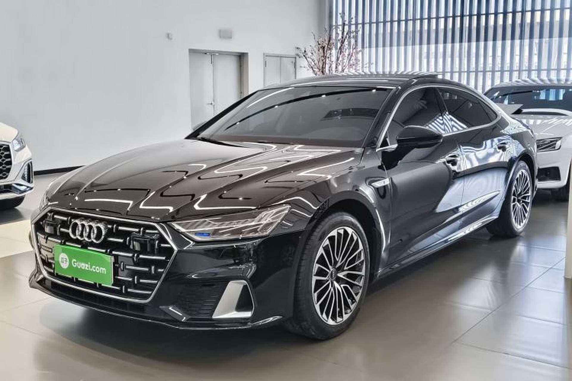 Used Audi A7L 2024 45 TFSI Luxury Edition Front Left 45 Deg