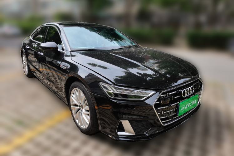 Used Audi A7L 2024 45TFSI S-line Dream-Building Edition Flow Crystal Package Front Right 45 Deg