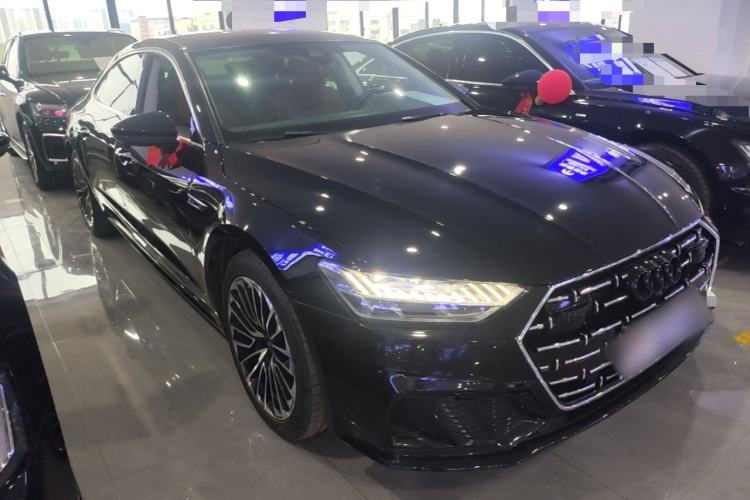 Used Audi A7L 2024 45 TFSI Luxury Edition Front Right 45 Deg