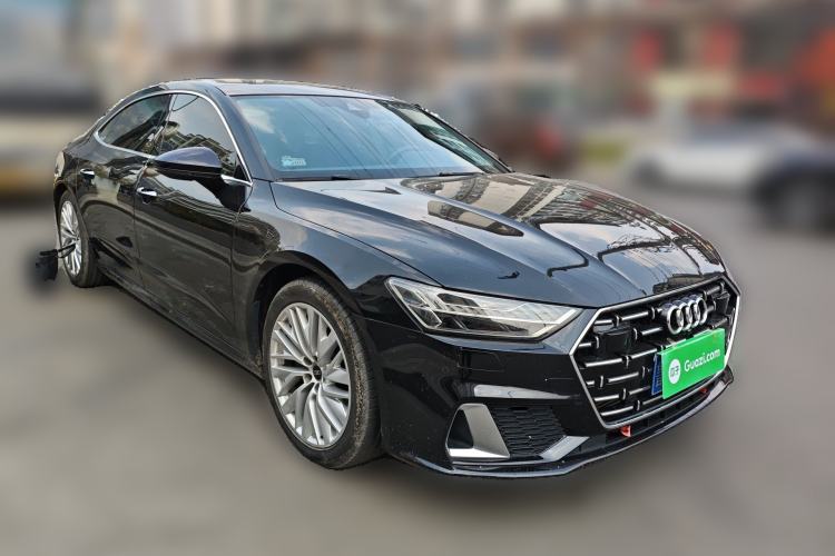 Used Audi A7L 2024 45TFSI S-line Dream-Building Edition Flow Crystal Package Front Right 45 Deg