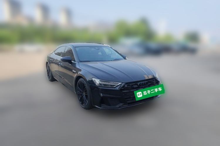 Used Audi A7L 2024 45 TFSI quattro Luxury Edition Front Right 45 Deg