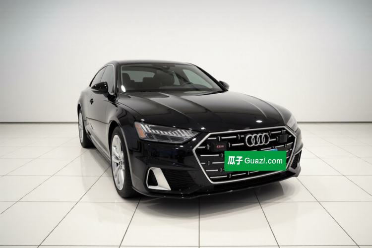 Used Audi A7L 2024 45TFSI S-line Dream-Building Edition Flow Crystal Package Front Right 45 Deg