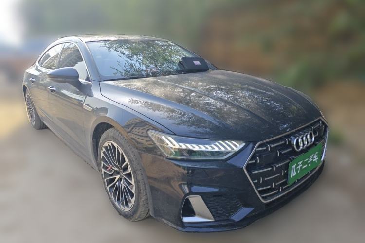Used Audi A7L 2024 45 TFSI Luxury Edition Front Right 45 Deg